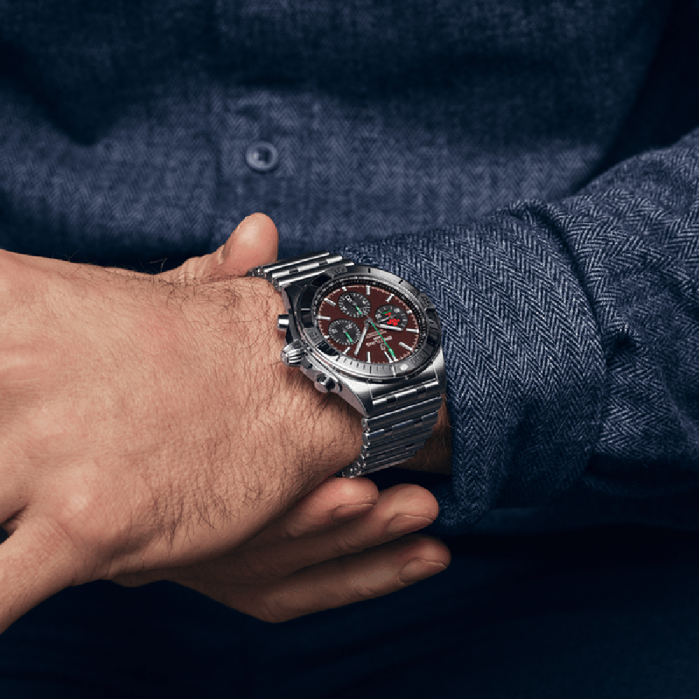 Breitling Chronomat B01 Six Nations Wales AB0134A61K1A1