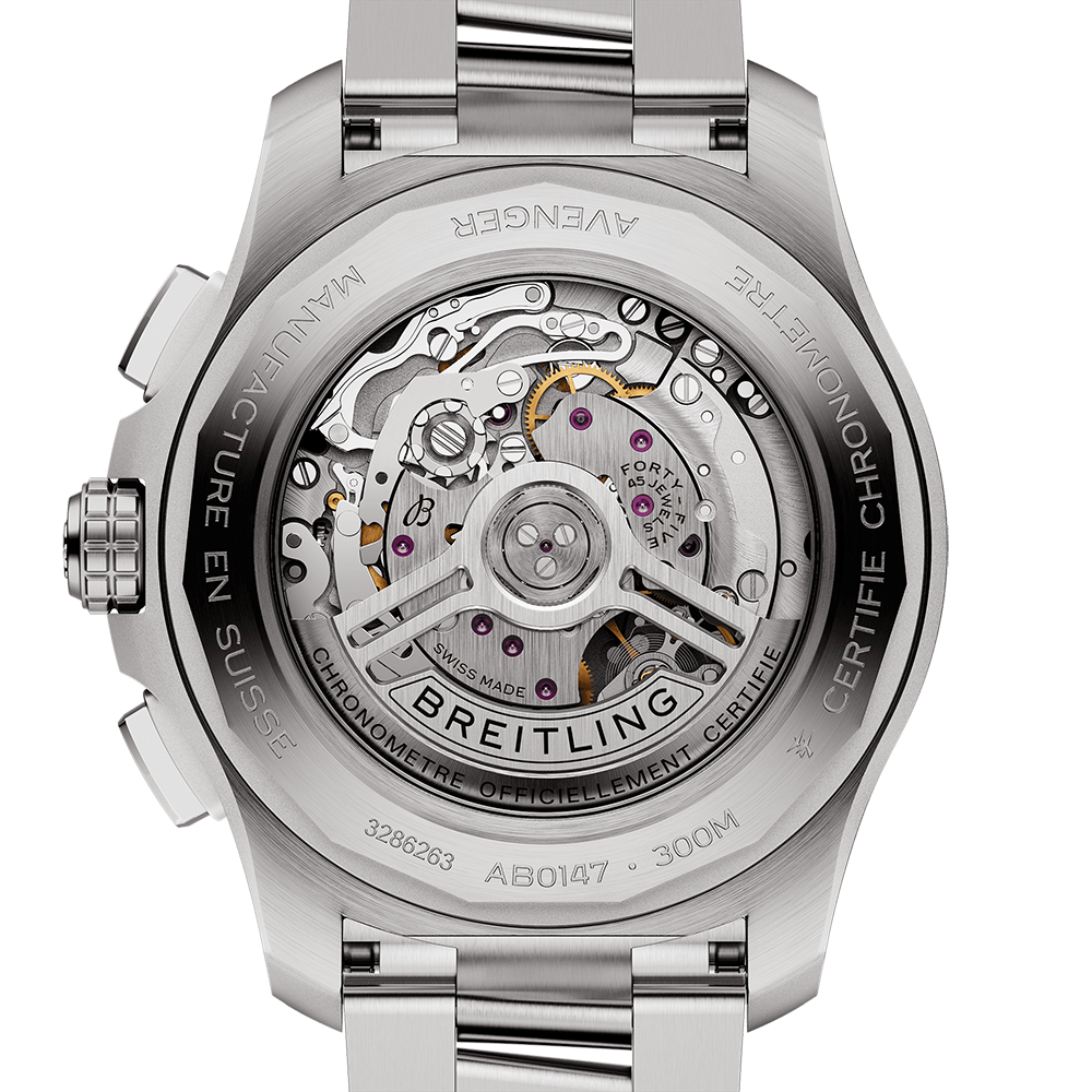 Breitling Avenger B01 44 AB0147101B1A1