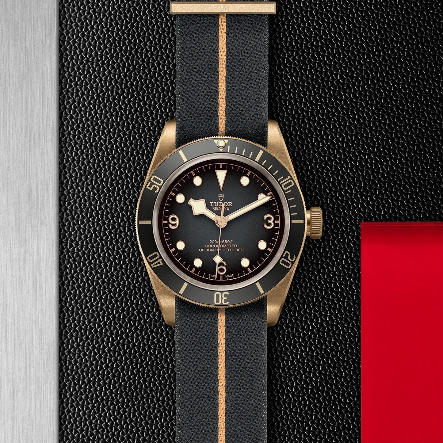 TUDOR Black Bay Bronze M79250BA-0002