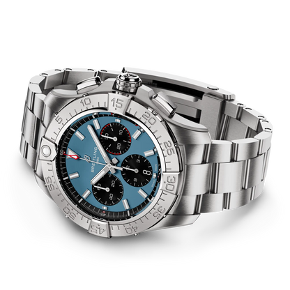 Breitling Avenger B01 44 AB0147101C1A1