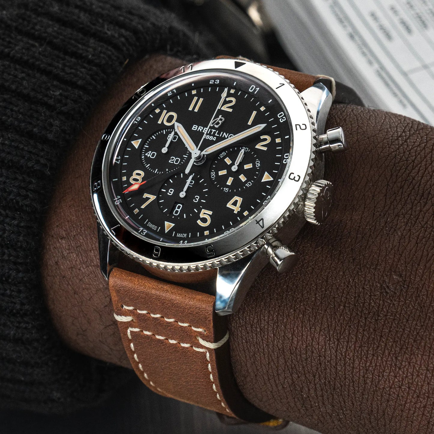 Breitling Super AVI B04 GMT 46 AB04453A1B1X1