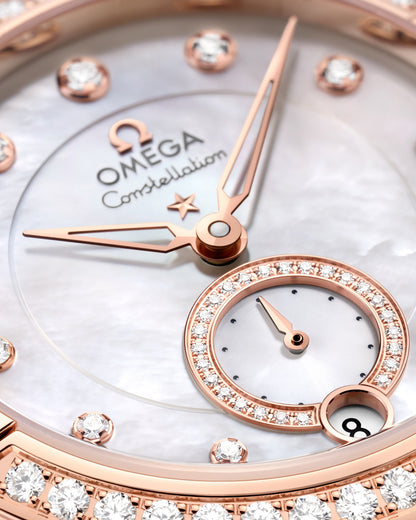 Constellation 34 mm, steel ‑ Sedna™ gold on leather strap