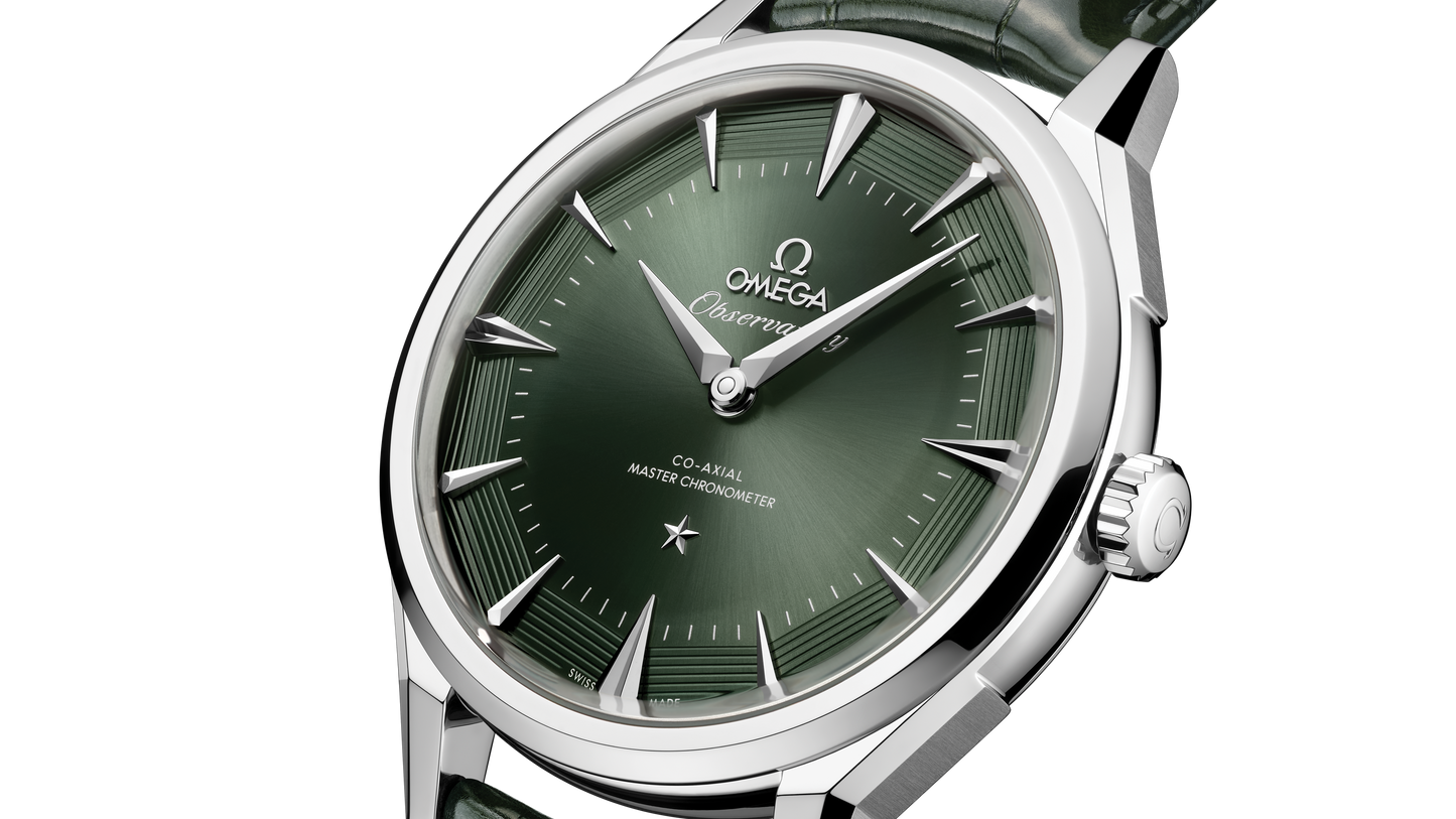 Constellation Observatory 39.4 mm, O‑MEGASTEEL on alligator