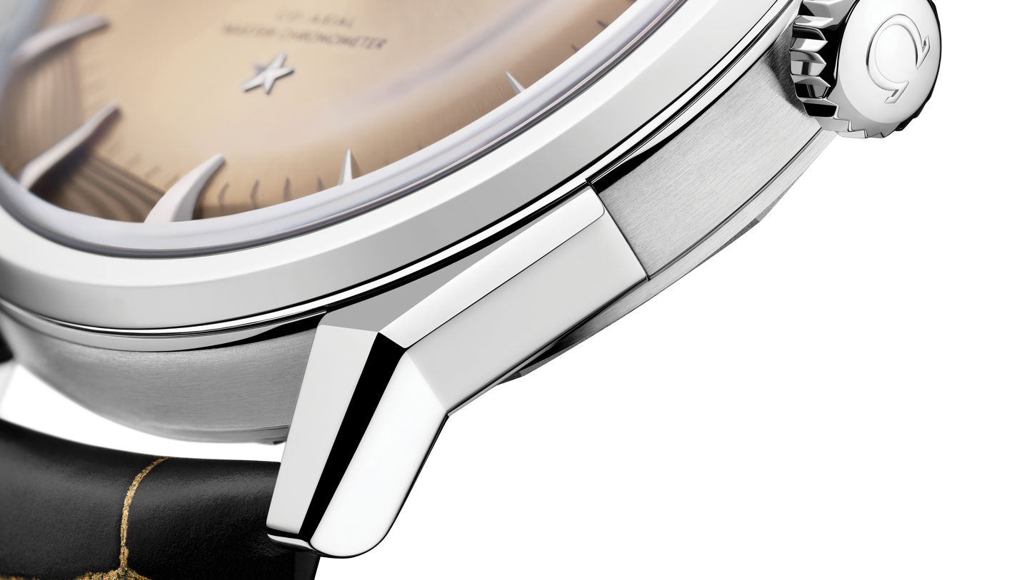 Constellation Observatory 39.4 mm, platinum‑gold on alligator