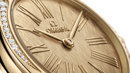 De Ville Mini Trésor 26 mm, Moonshine™ gold on Moonshine™ gold