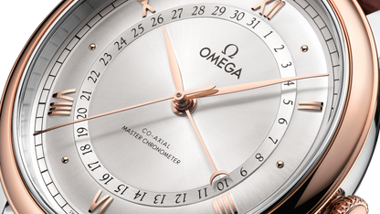 De Ville Prestige 42 mm, steel ‑ Sedna™ gold on alligator
