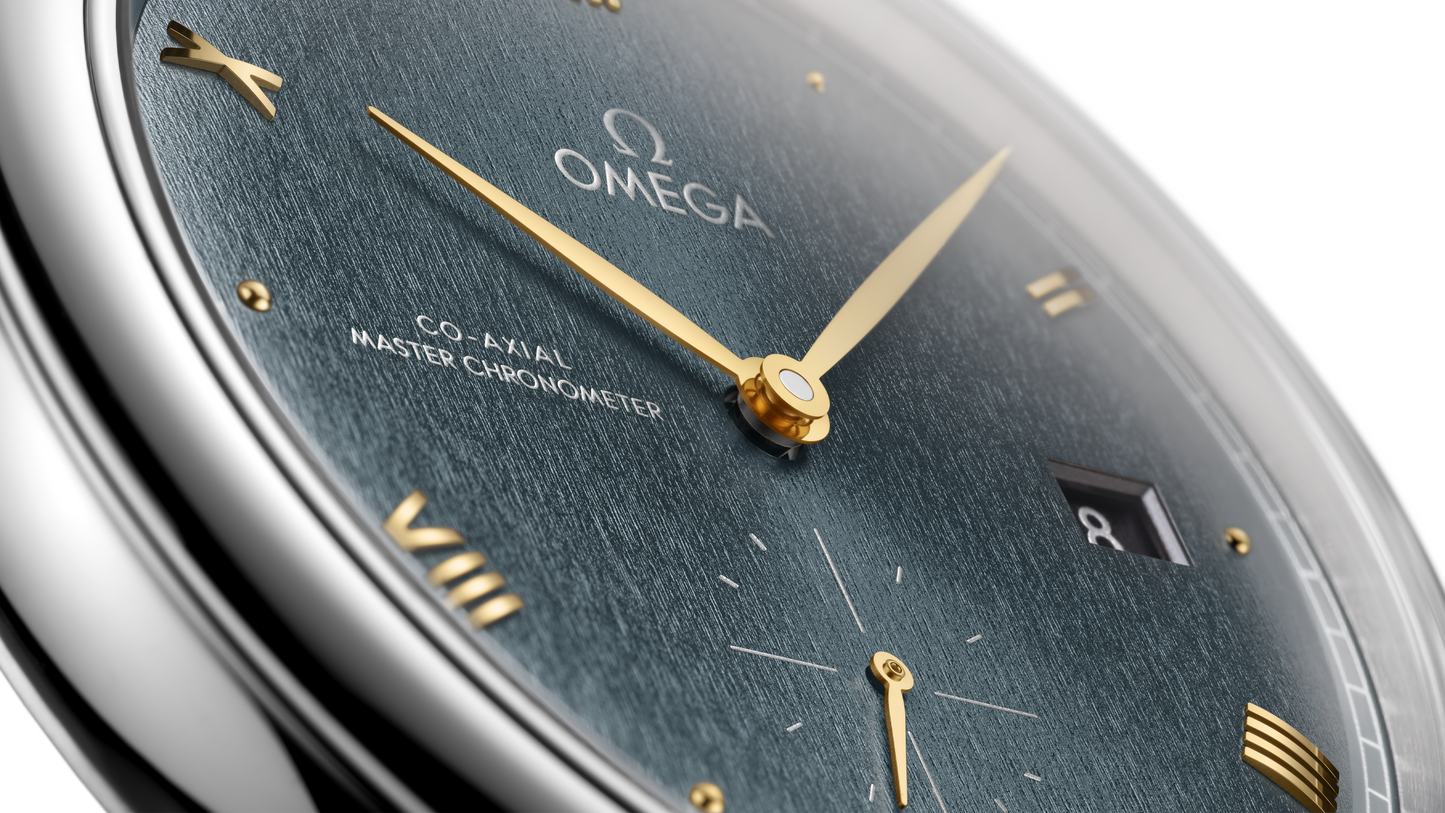 De Ville Prestige 41 mm, steel on leather strap