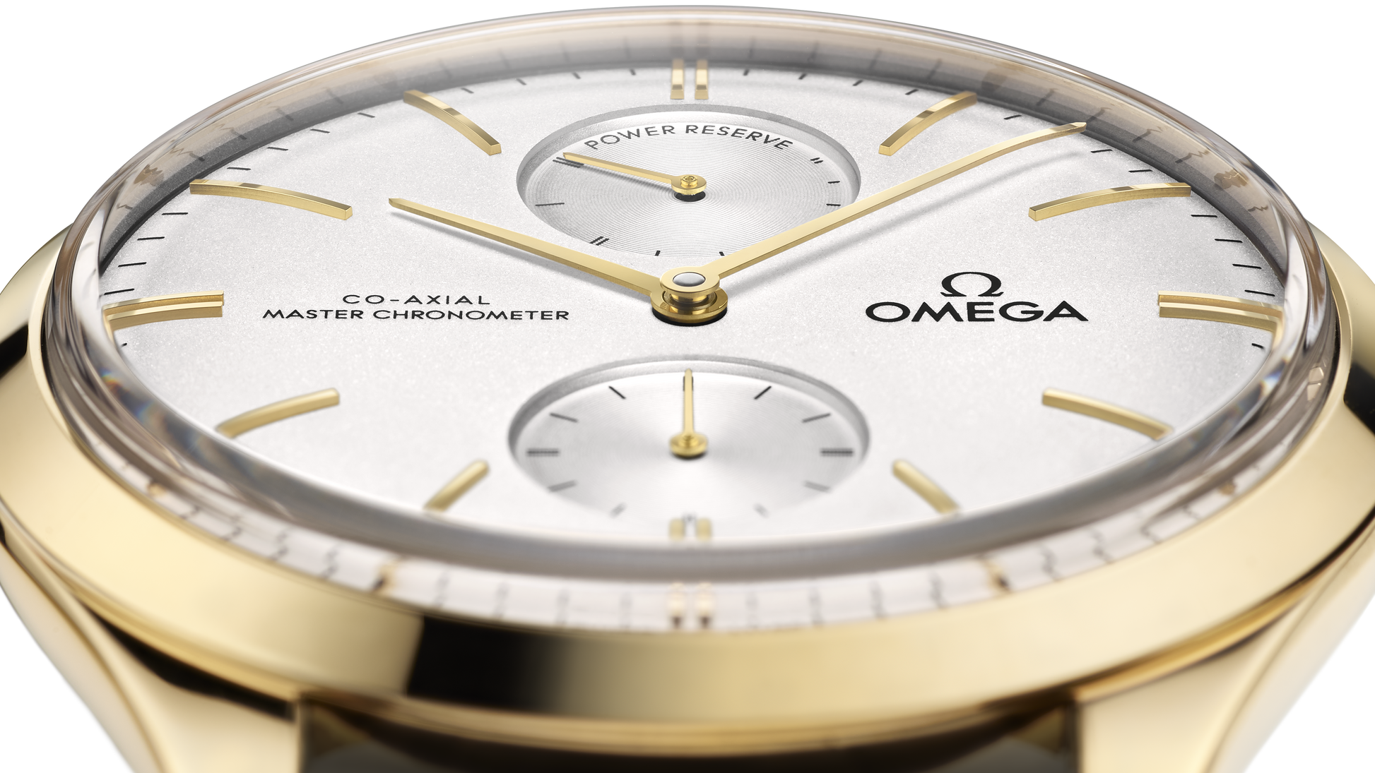 De Ville Trésor 40 mm, yellow gold on leather strap