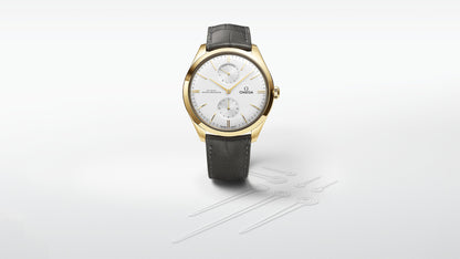De Ville Trésor 40 mm, yellow gold on leather strap