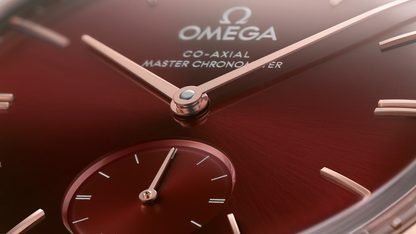 De Ville Trésor 40 mm, Sedna™ gold on leather strap