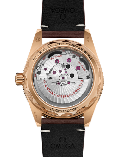Seamaster 300 41 mm, Bronze gold on leather strap