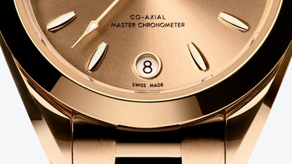 Seamaster Aqua Terra 150M 30 mm, Moonshine™ gold on Moonshine™ gold