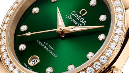 Seamaster Aqua Terra 150M 30 mm, Moonshine™ gold on Moonshine™ gold