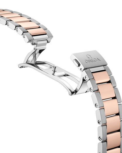 Seamaster Aqua Terra 150M 38 mm, steel ‑ Sedna™ gold on steel ‑ Sedna™ gold