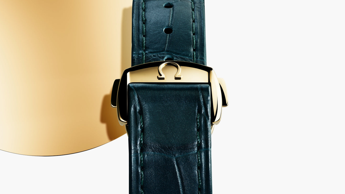Seamaster Aqua Terra Shades 34 mm, Moonshine™ gold on leather strap