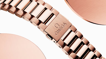 Seamaster Aqua Terra Shades 38 mm, Sedna™ gold on Sedna™ gold