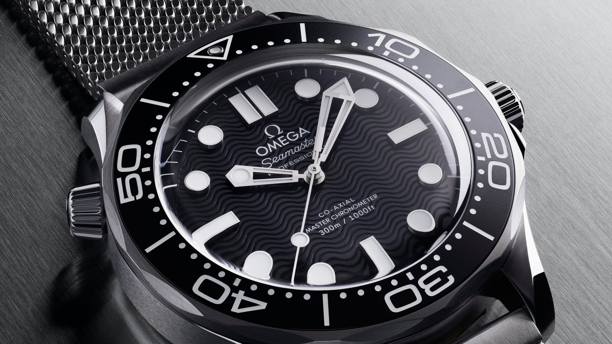 Seamaster Diver 300M 42 mm, steel on steel