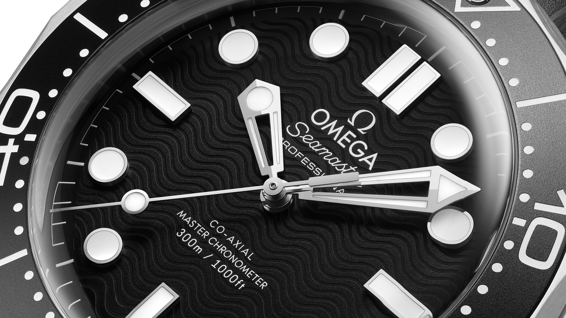 Seamaster Diver 300M 42 mm, steel on rubber strap