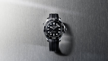 Seamaster Diver 300M 42 mm, steel on rubber strap