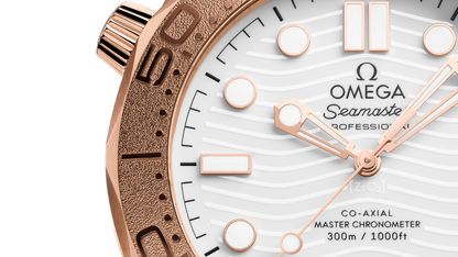 Seamaster Diver 300M 42 mm, Sedna™ gold on rubber strap