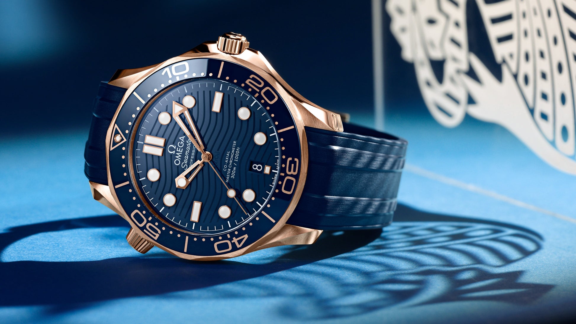 Seamaster Diver 300M 42 mm, Sedna™ gold on rubber strap