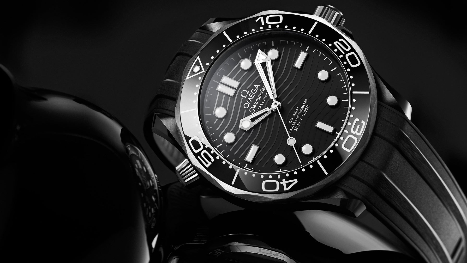 Seamaster Diver 300M 43.5 mm, black ceramic on rubber strap
