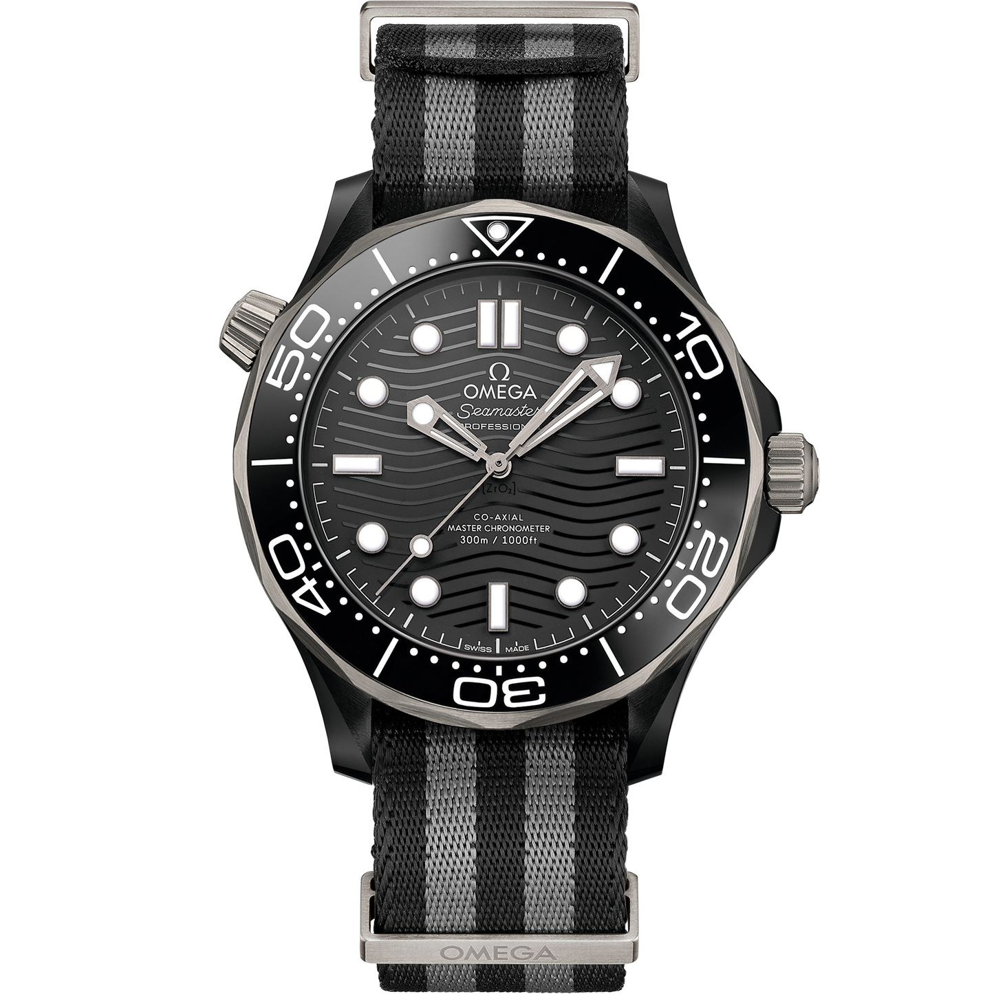 Seamaster Diver 300M 43.5 mm, black ceramic on NATO strap