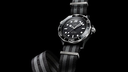Seamaster Diver 300M 43.5 mm, black ceramic on NATO strap