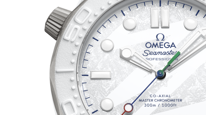 Seamaster Diver 300M 43.5 mm, white ceramic ‑ titanium on rubber strap