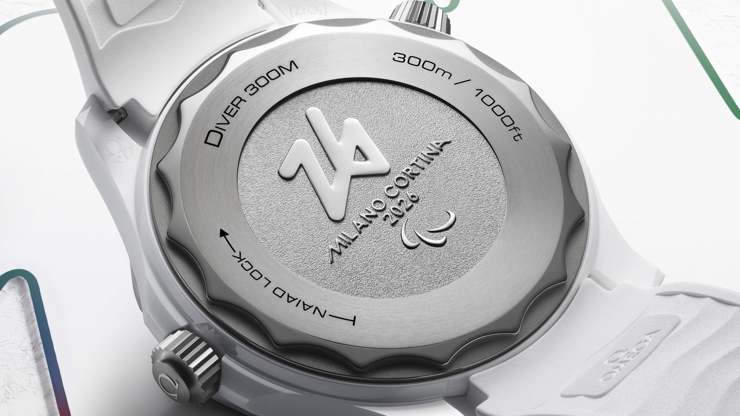 Seamaster Diver 300M 43.5 mm, white ceramic ‑ titanium on rubber strap
