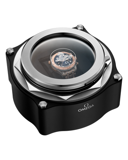 Seamaster Diver 300M 44 mm, titanium ‑ tantalum ‑ Sedna™ gold on titanium ‑ tantalum ‑ Sedna™ gold