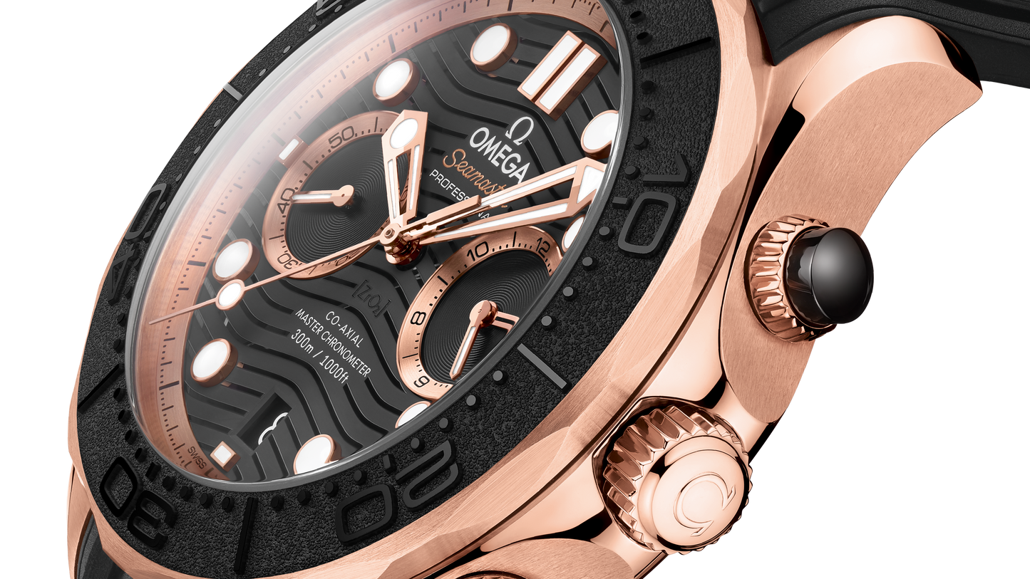 Seamaster Diver 300M 44 mm, Sedna™ gold on rubber strap
