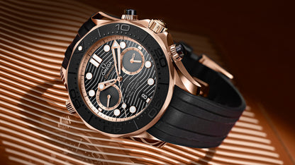 Seamaster Diver 300M 44 mm, Sedna™ gold on rubber strap