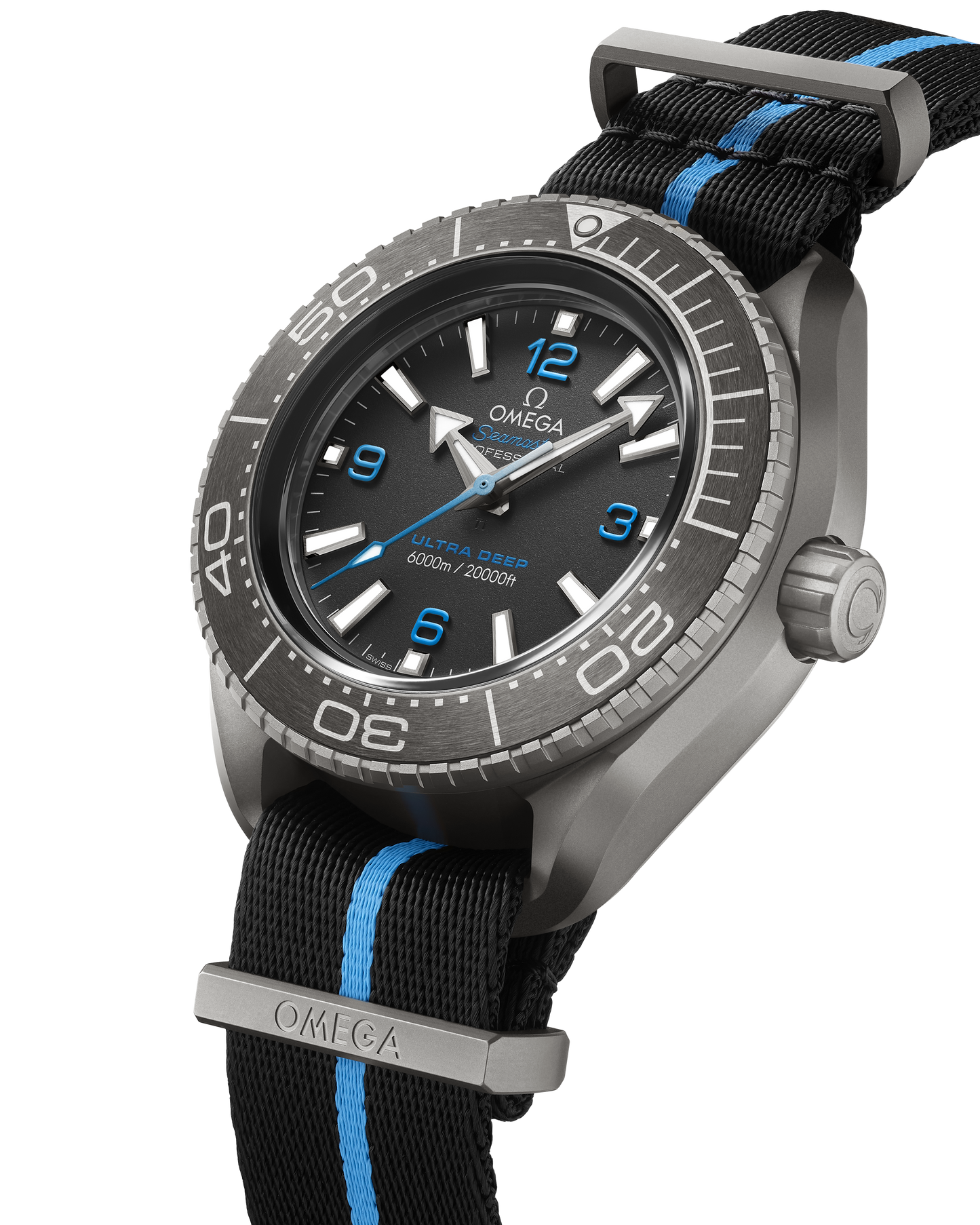 Seamaster Planet Ocean 6000M 45.5 mm, titanium on NATO strap