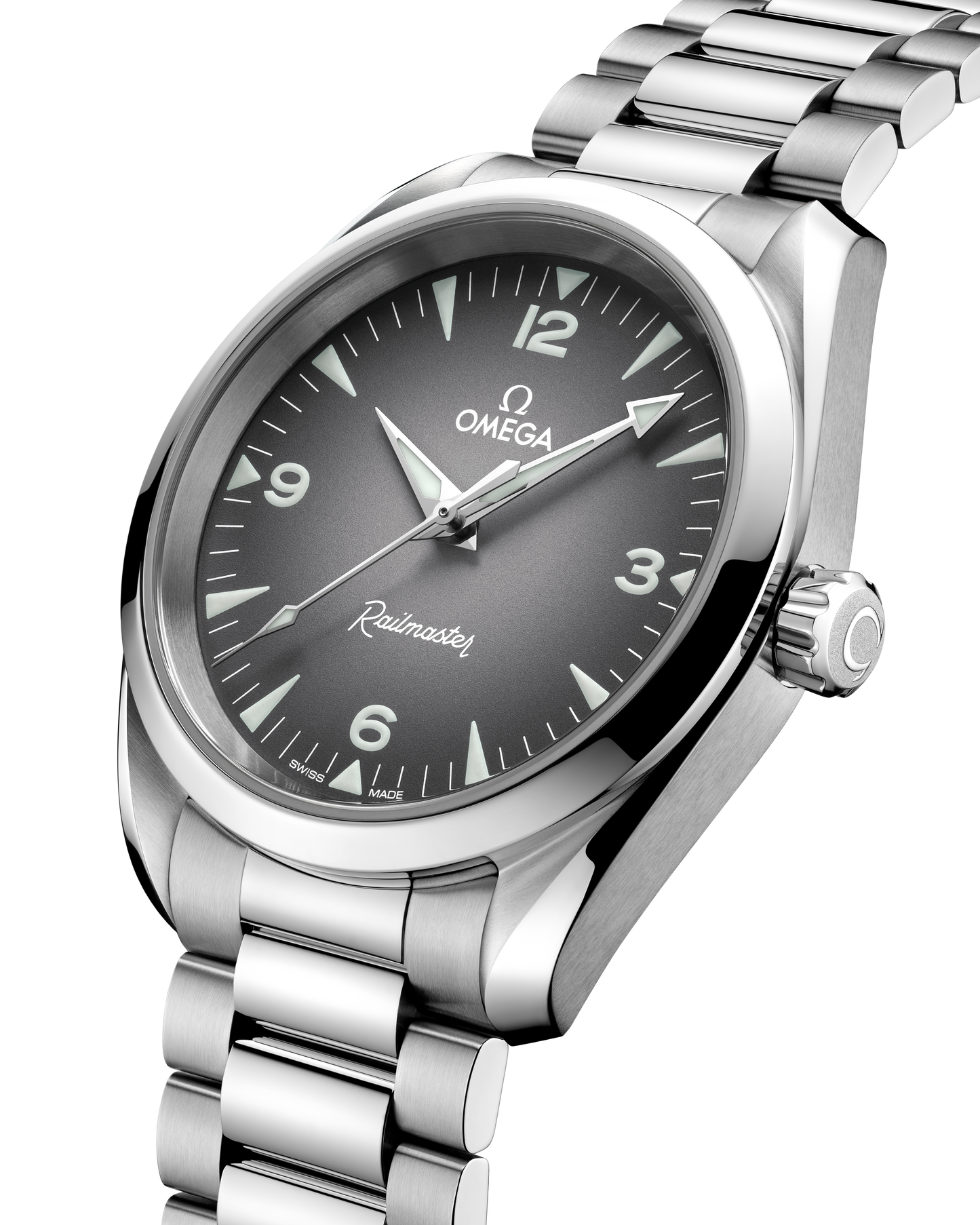 Seamaster Railmaster 38 mm, steel on steel