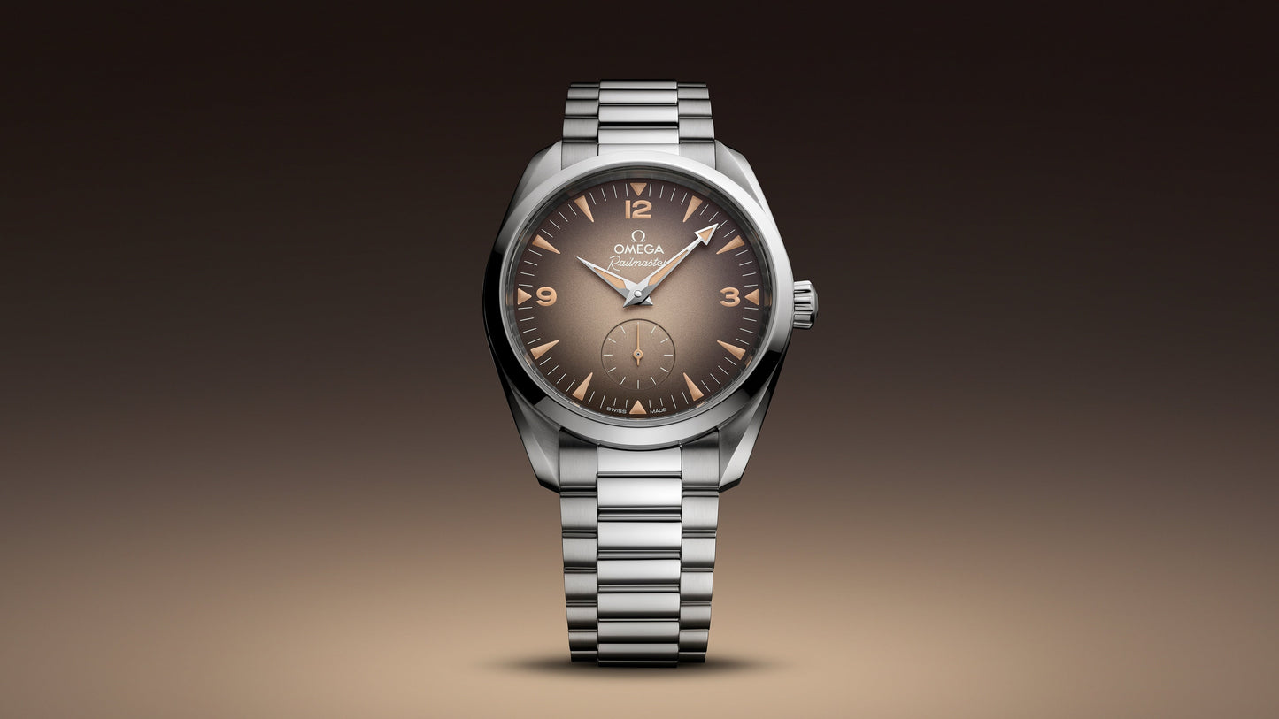 Seamaster Railmaster 38 mm, steel on steel
