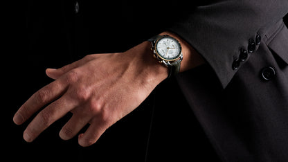 Speedmaster 38 38 mm, steel ‑ yellow gold on leather strap