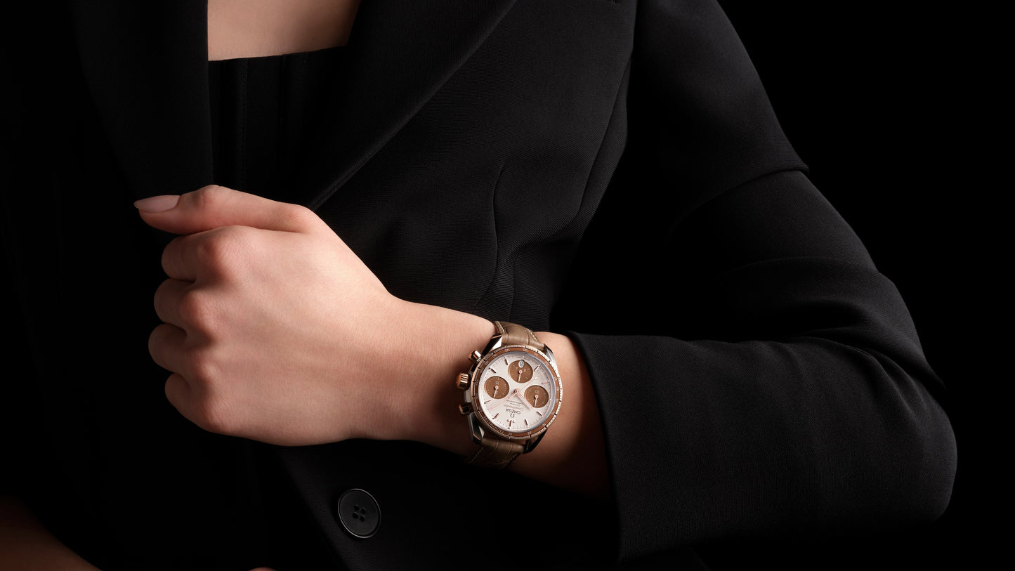 Speedmaster 38 38 mm, steel ‑ Sedna™ gold on leather strap