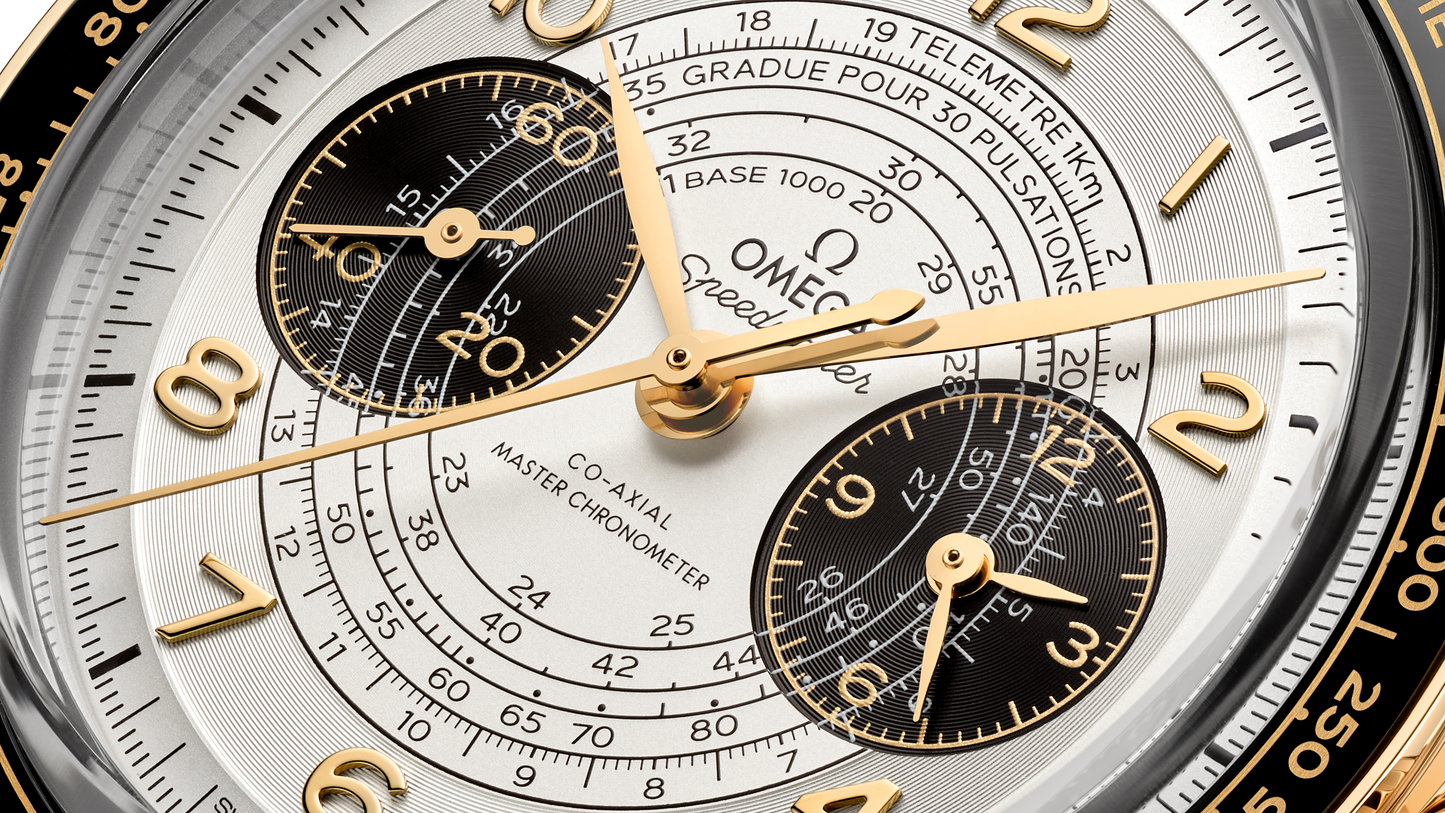 Speedmaster Chronoscope 43 mm, Moonshine™ gold on leather strap