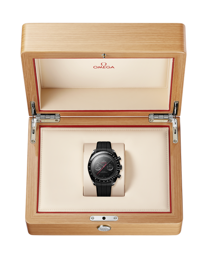 Speedmaster Dark Side of the Moon 44.25 mm, black ceramic on rubber strap