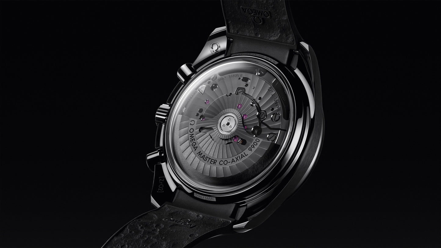 Speedmaster Dark Side of the Moon 44.25 mm, black ceramic on rubber strap