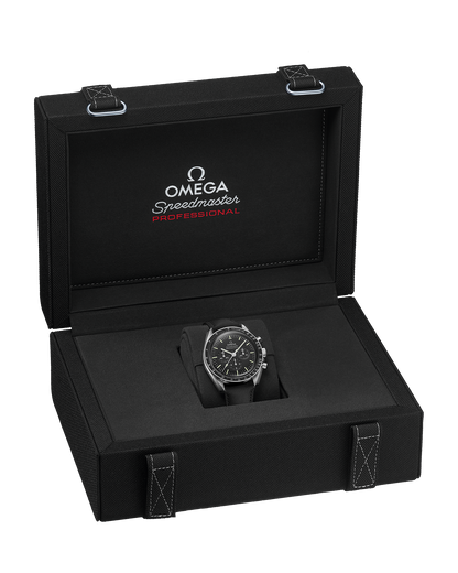 Speedmaster Moonwatch Professional 42 mm, steel on coated nylon fabric strap