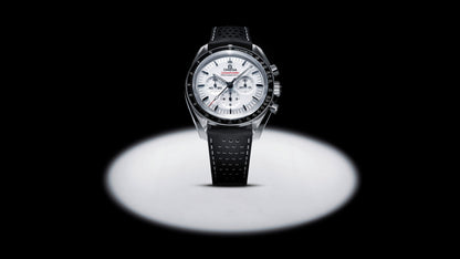 Speedmaster Moonwatch Professional 42 mm, steel on leather strap