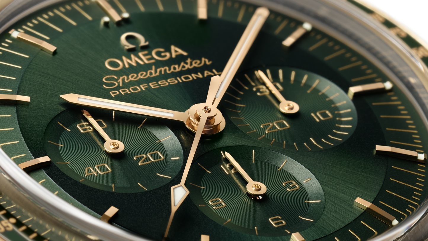 Speedmaster Moonwatch Professional 42 mm, Moonshine™ gold on Moonshine™ gold