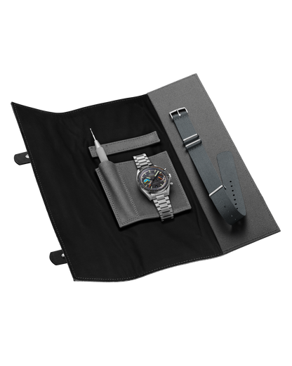 Speedmaster Pilot 40.85 mm, steel on steel